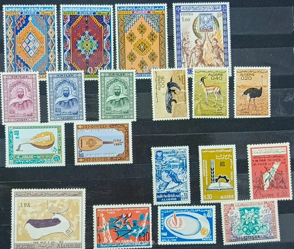 مجموعة طوابع مختلفة جديده