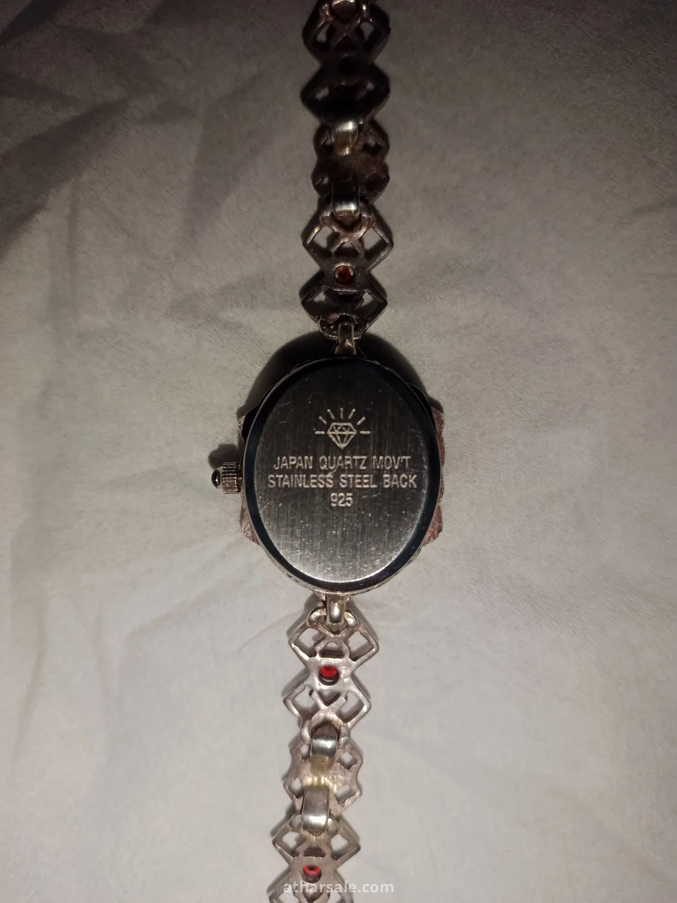 ساعه JAPAN QUARTZ MOVT STAINLESS STEEL BACK 925