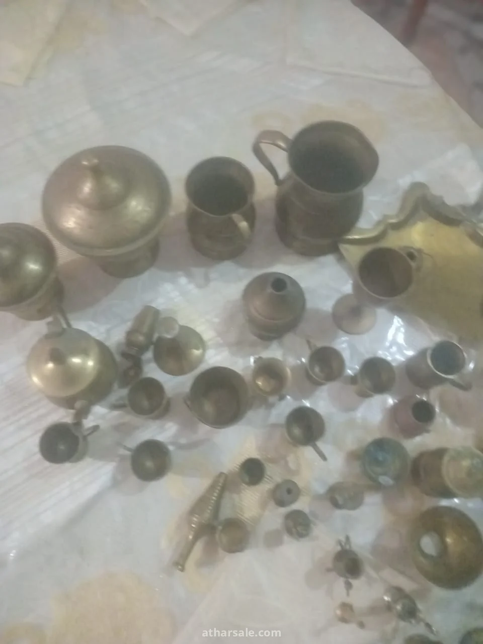 اثاث قديم نحاس