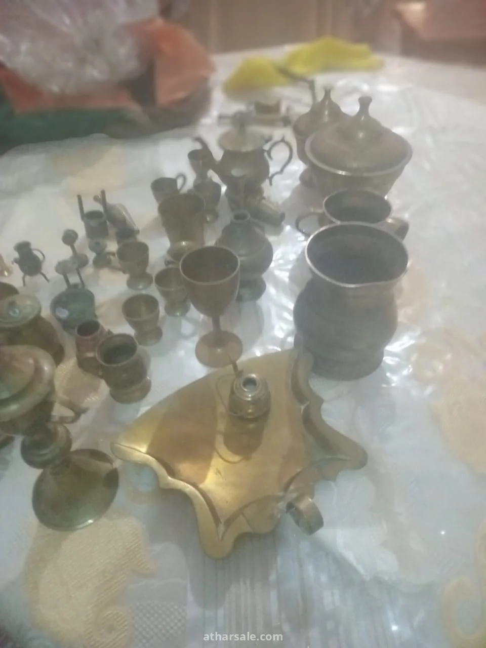 اثاث قديم نحاس