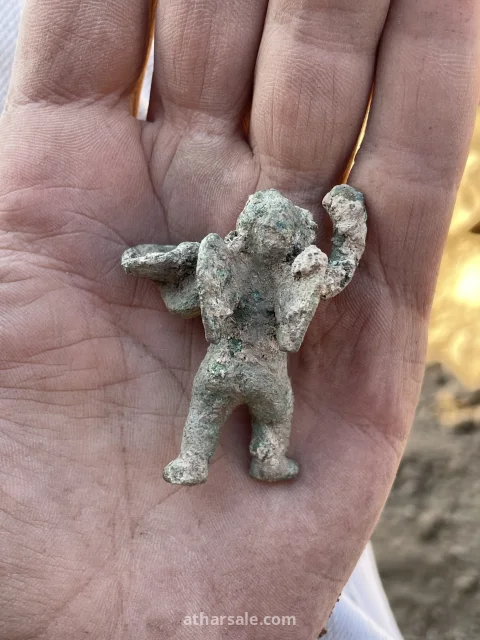 Aramaic bronze statue (تمثال آرامي برونزي) 4