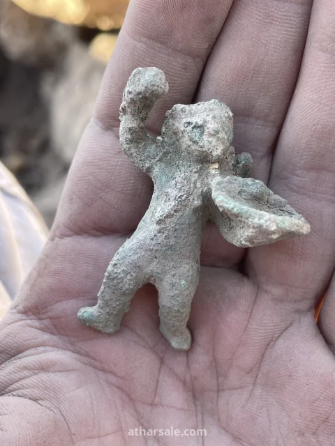 Aramaic bronze statue (تمثال آرامي برونزي)