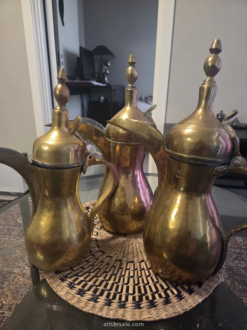 ٣ دلال بحاله جيدة