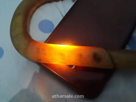 قرن الخرتيت النادر مشغول عصا