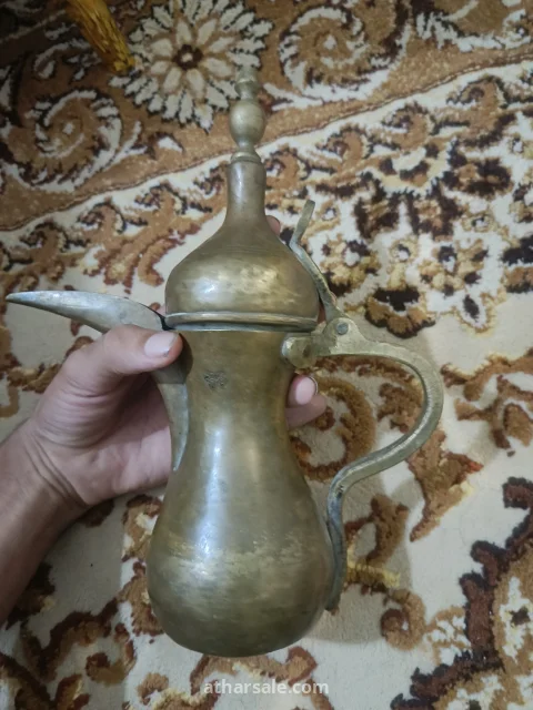 ? للبيع تحفة نادرة - دلة "إبراهيم صلاح" مختومة الجهتين ? 3