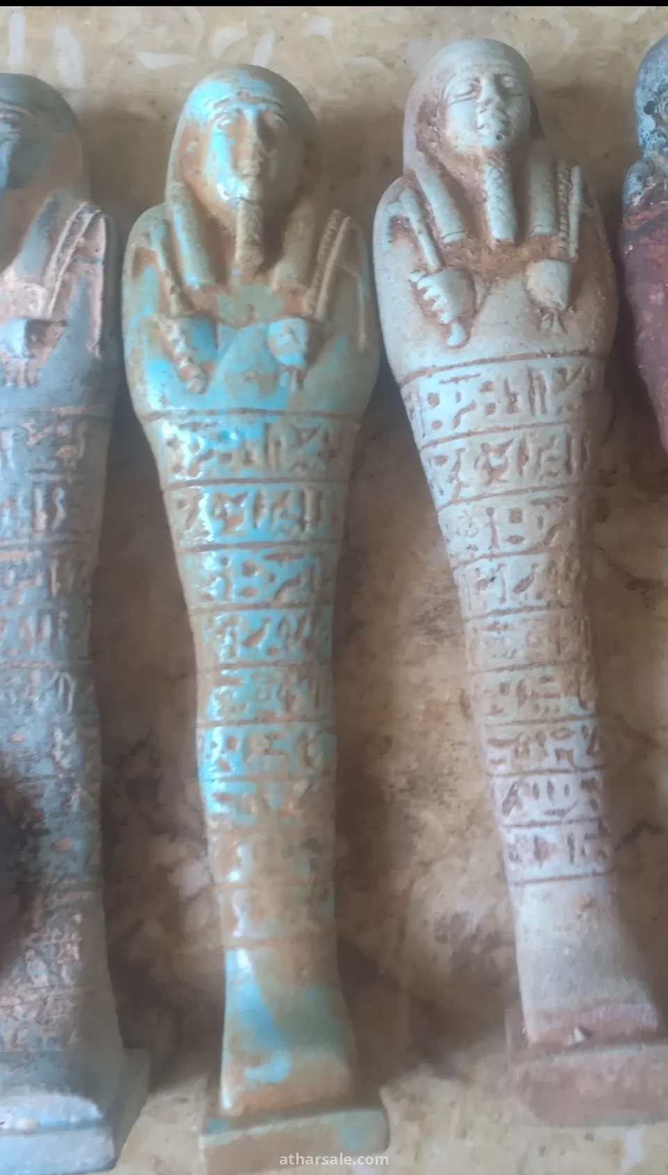 اثار اغريقيه بورسلان قديمه مكتوب عليها من الصدريه بالاغريقى بورسلان