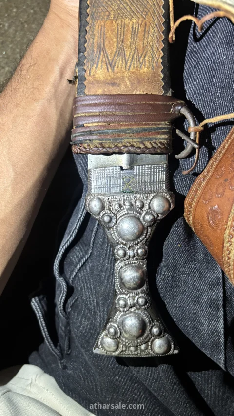 جانبية اثرية عمرها يقارب ١٣٠عام