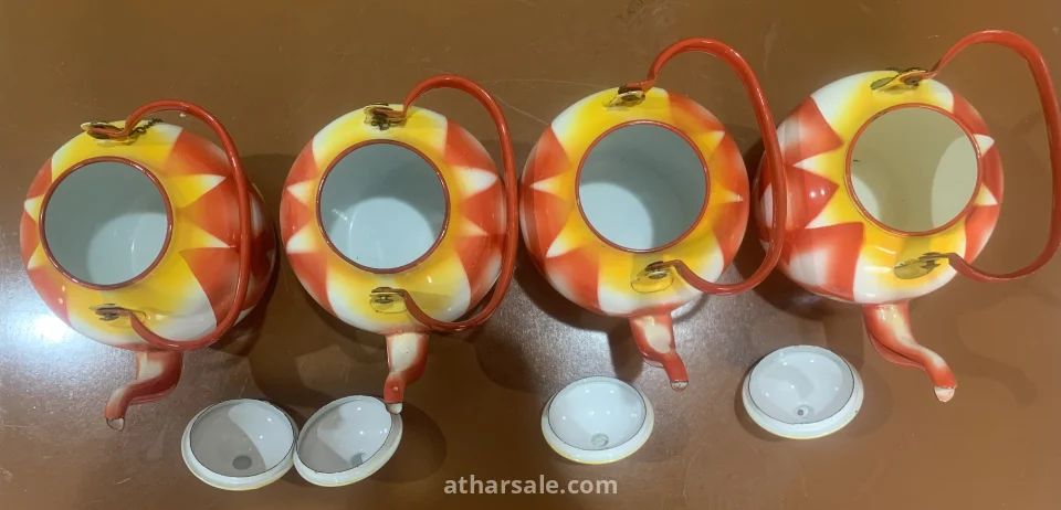 أباريق يوغسلافي أبو أسدين قديمة   مقاس 18 و16