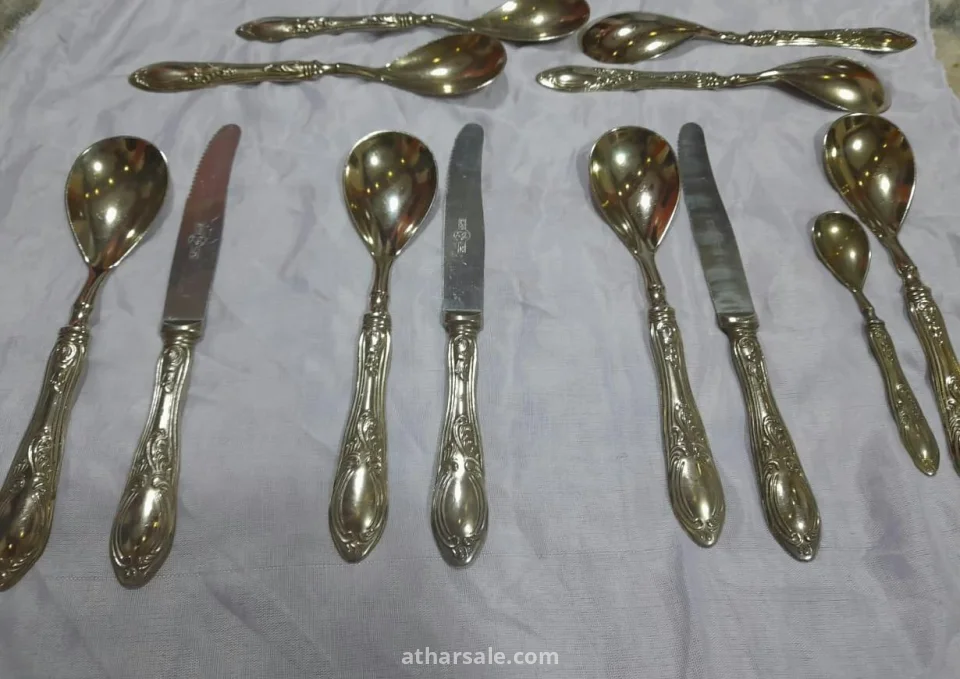 طقم أدوات مائدة ملكي قديم (Vintage) من الفضة الإيطالية النادرة عيار 800 - قطعة أنتيك فاخرة