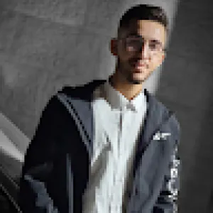 يزن حرادات