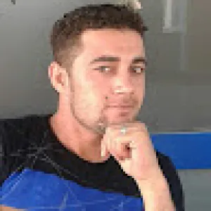 عمرو موسي